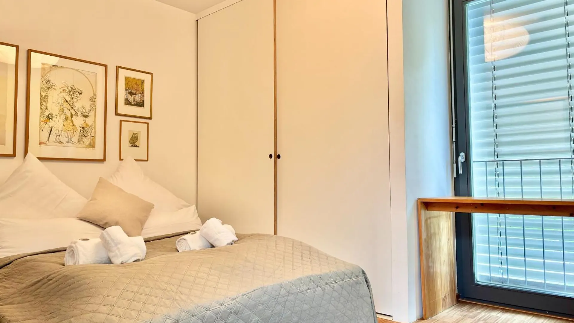 Snug Stays Design Haus Mit Terrasse, Naehe Muenchen & Starnberger See Holiday home Starnberg